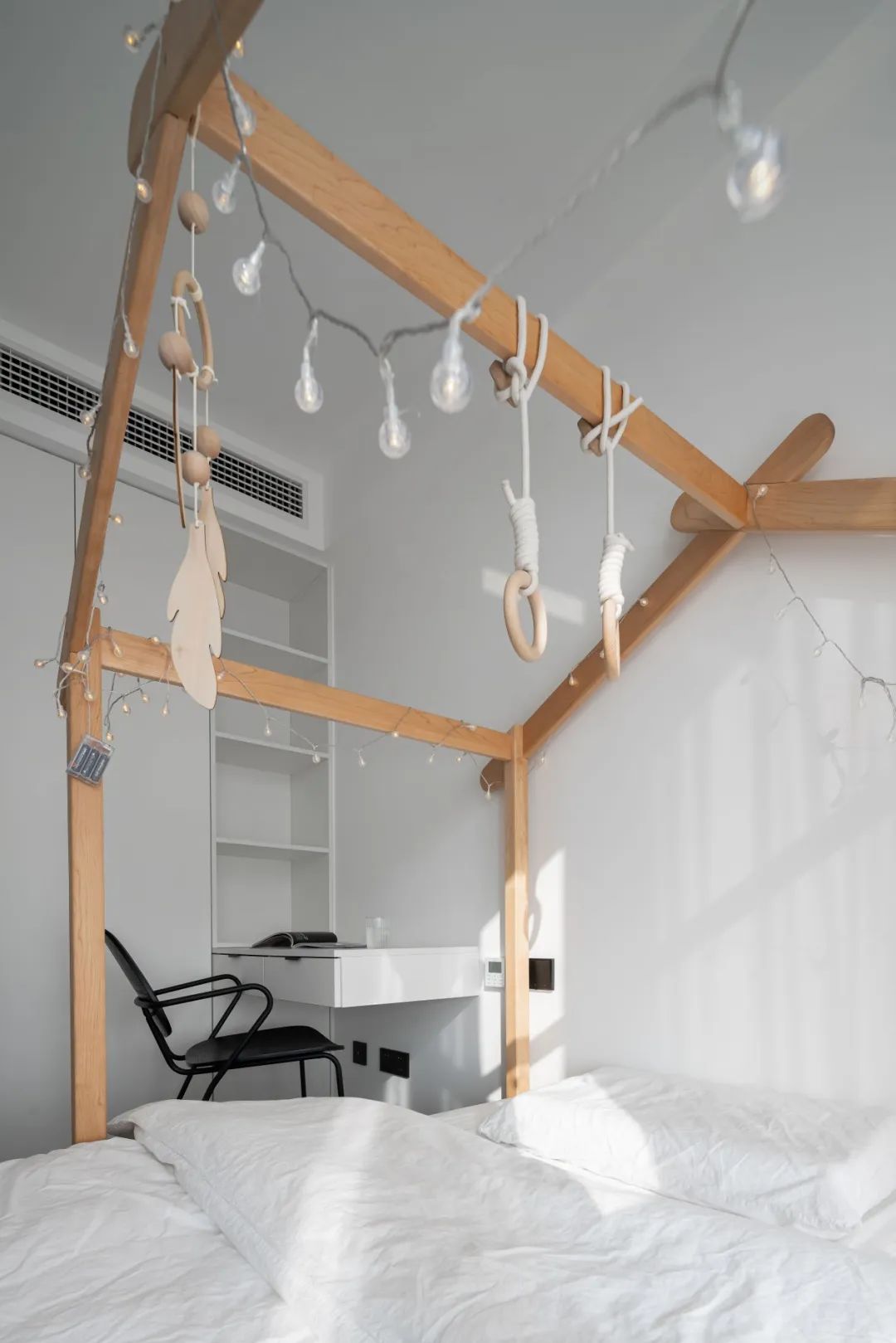 高顏值生活丨黑白主宰家裝色調，還原生活中的樸素和本真