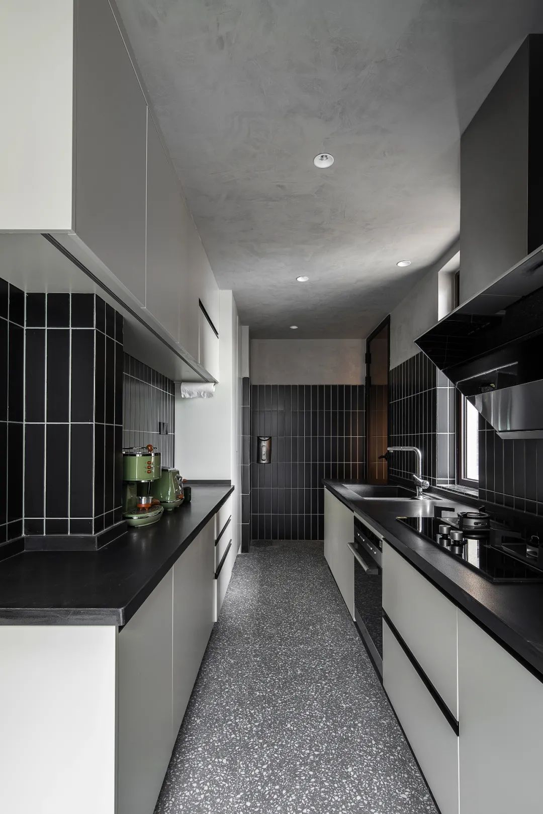 一家5口如何審美一致？他家刷成愛(ài)馬仕橙，房?jī)r(jià)都漲了