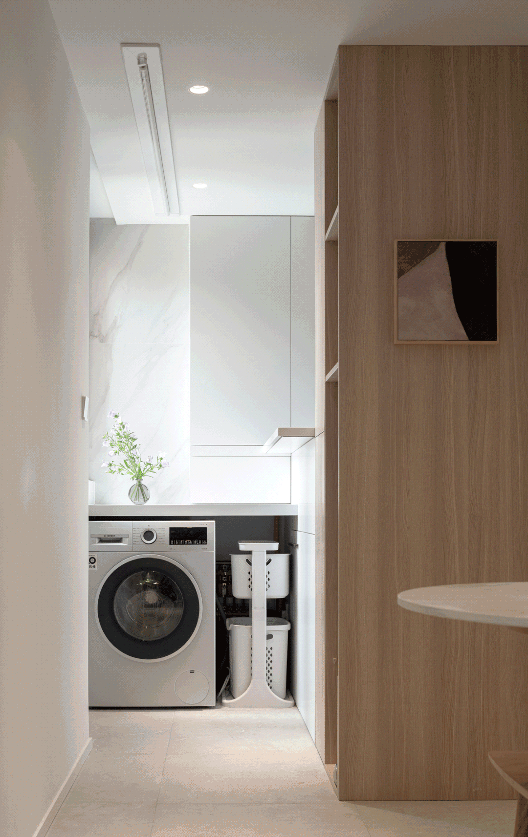 小戶型潮設計丨客廳陽臺榻榻米、創(chuàng)意壁龕“房中房”	