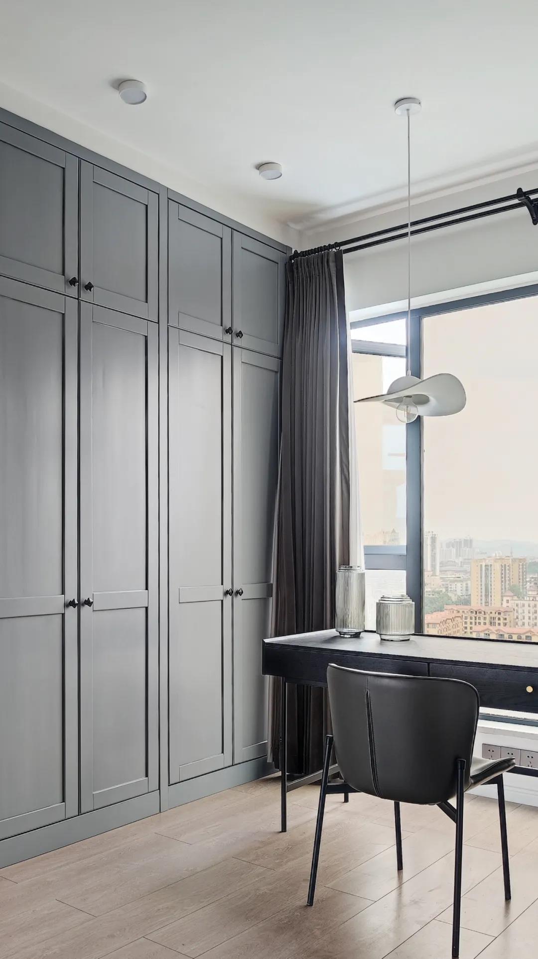 獨立套間、休閑書吧、頂樓陽臺，這個復式房超全能！