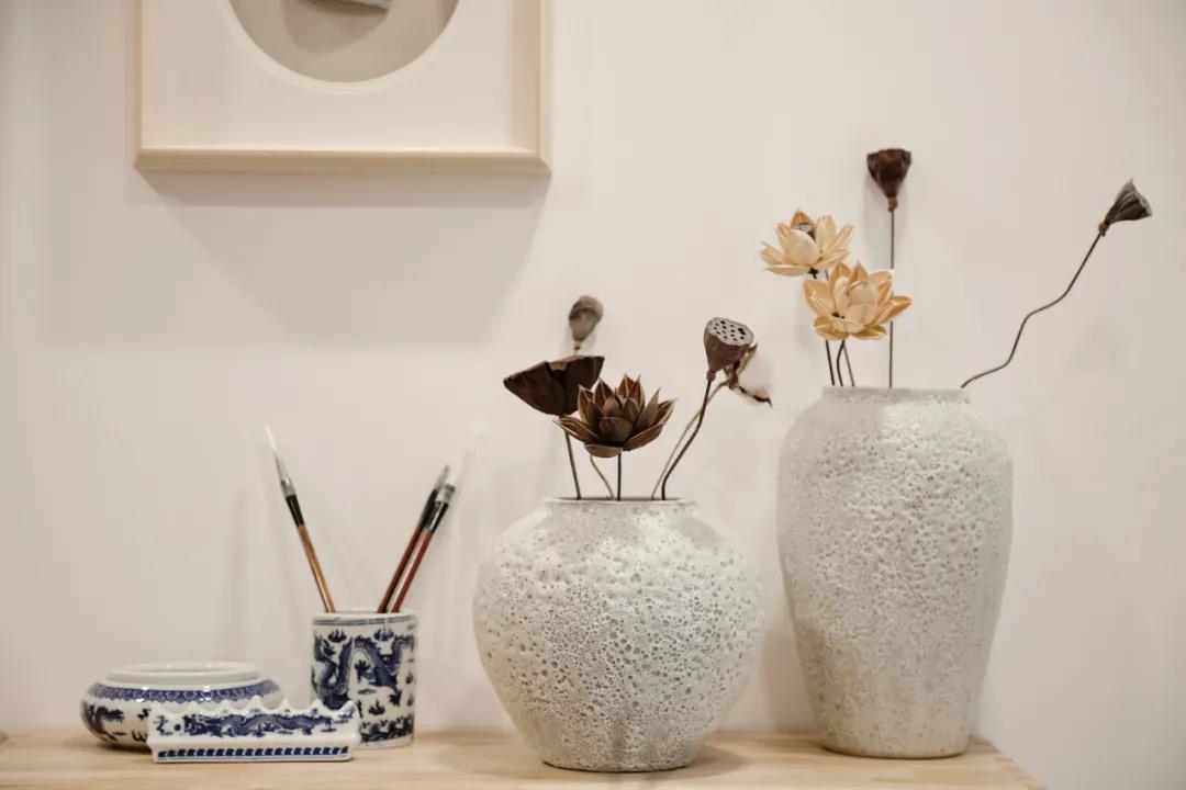 玄關(guān)吧臺(tái)餐廳＋禪意品茗客廳，枷鎖90㎡日式慢生活