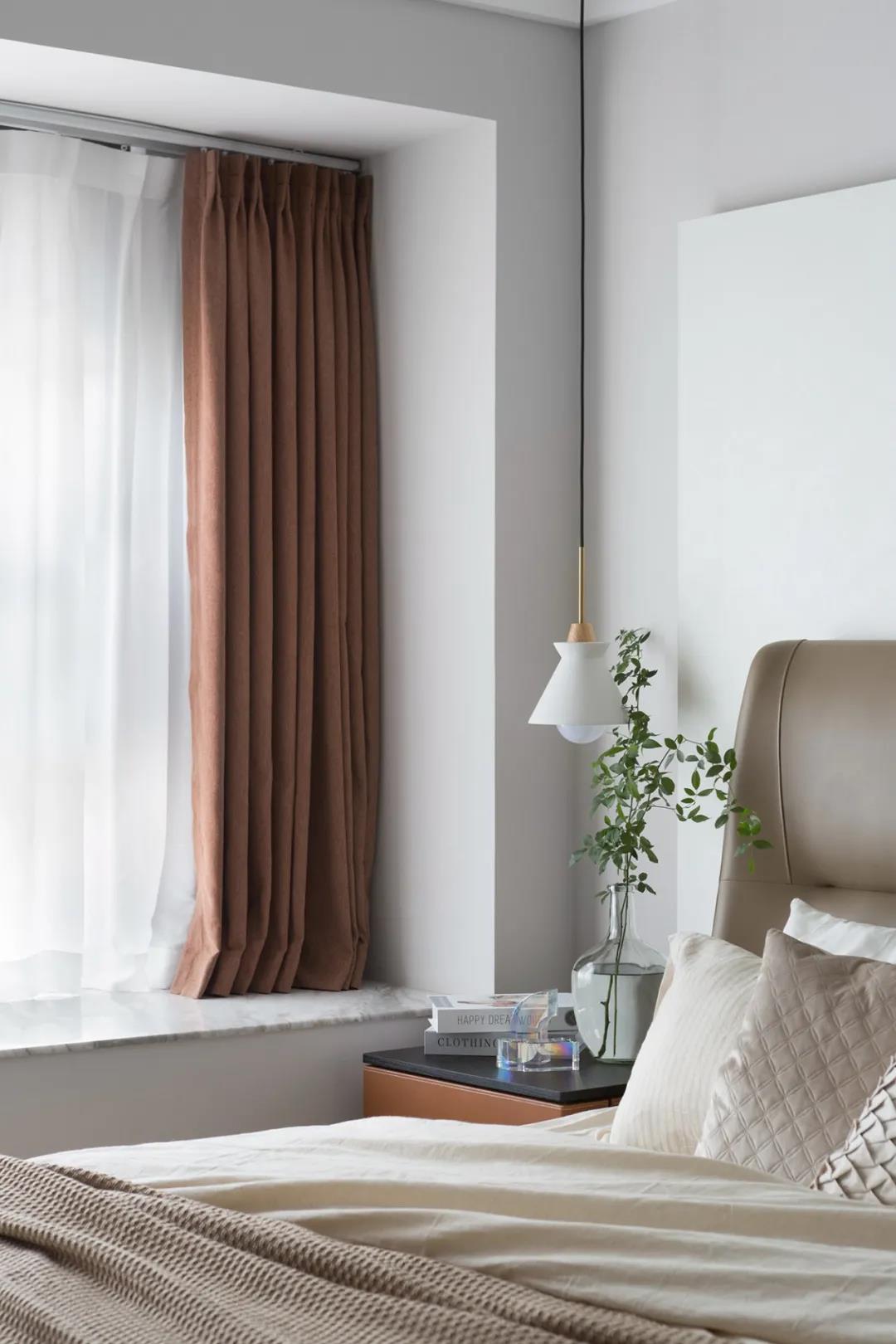 「130㎡巧收納」?jié)M窗日色文書香·兒女雙全盡笑顏	