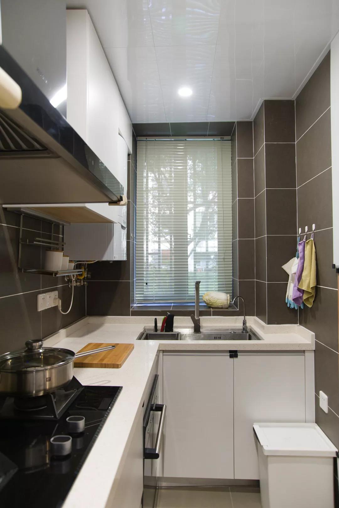 客廳塞進陽光房，走廊裝成涂鴉墻，這是什么神仙設計？！