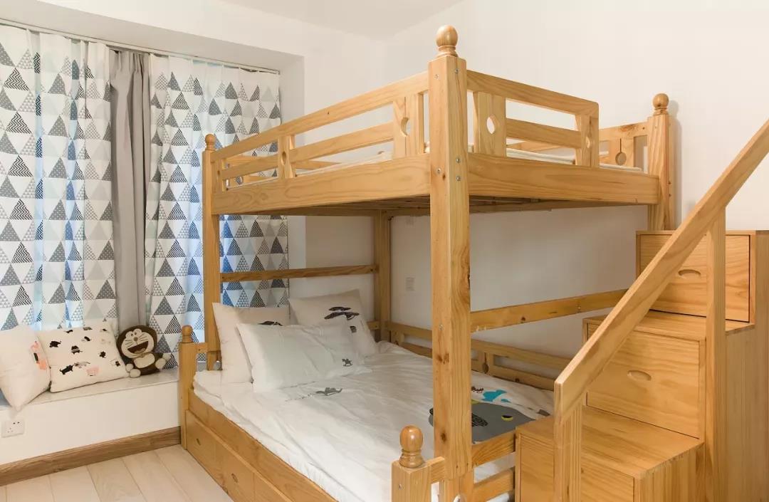 客廳塞進陽光房，走廊裝成涂鴉墻，這是什么神仙設計？！