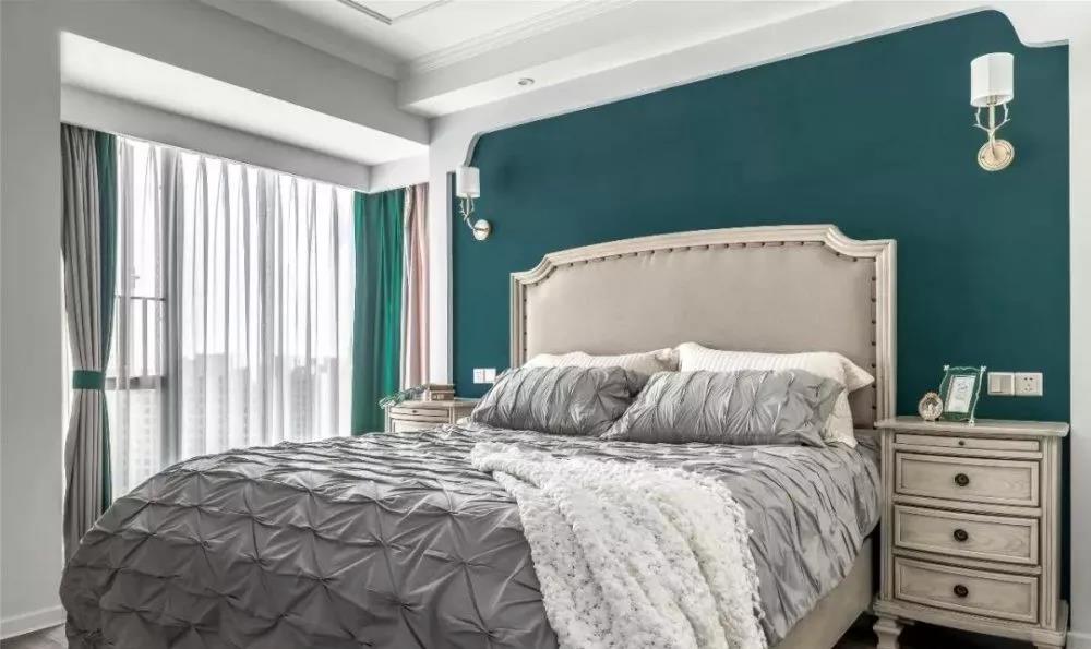 北京三口之家美式宅，陽(yáng)臺(tái)拱門(mén)留住窗外美景