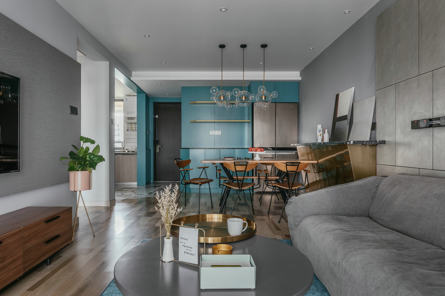 解鎖告白新姿勢！深圳夫妻107㎡唯美婚房，從客廳美到臥室