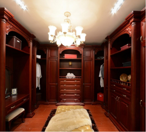 家裝紅木衣柜如何保養(yǎng)？